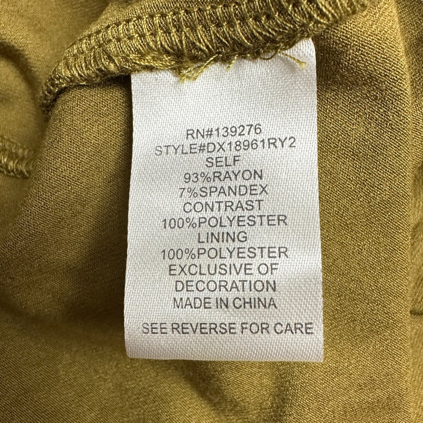 Daniel Rainn Top Womens 2X Sleeveless Smocked Olive Green Keyhole Back Flowy