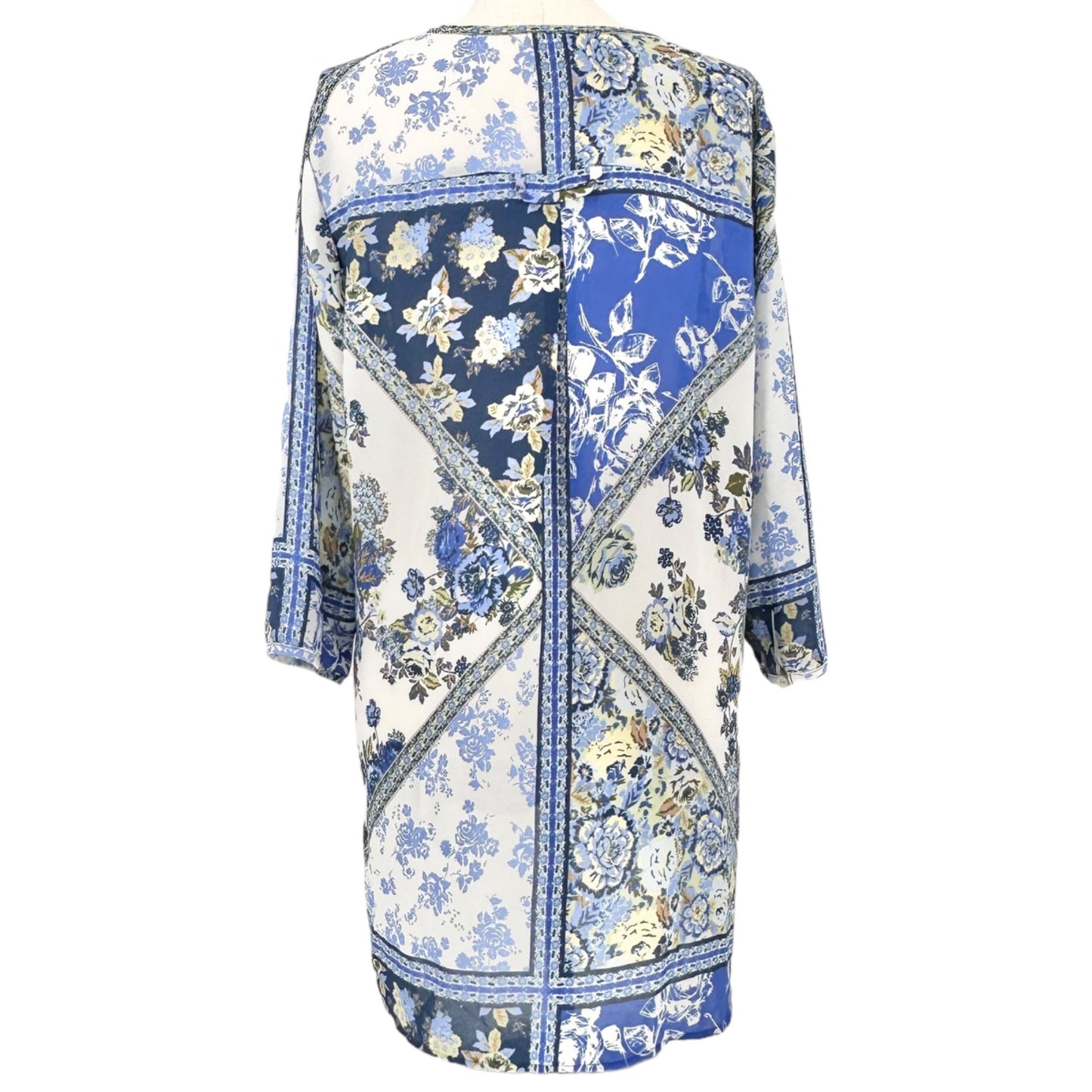 Hope Springs Tunic Top Womens 2XL Blue White Floral 3/4 Sleeve Side Slits EUC