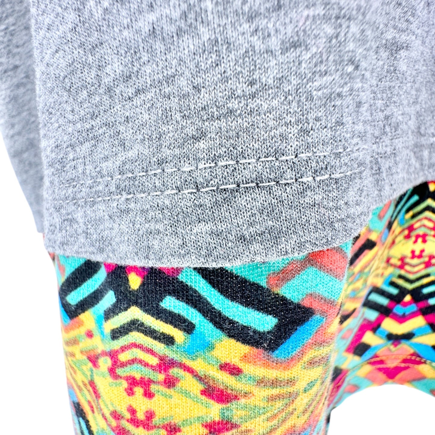 LuLaRoe Irma Tunic Top Womens Large Gray with Colorful Tribal Hi Lo Hem SS