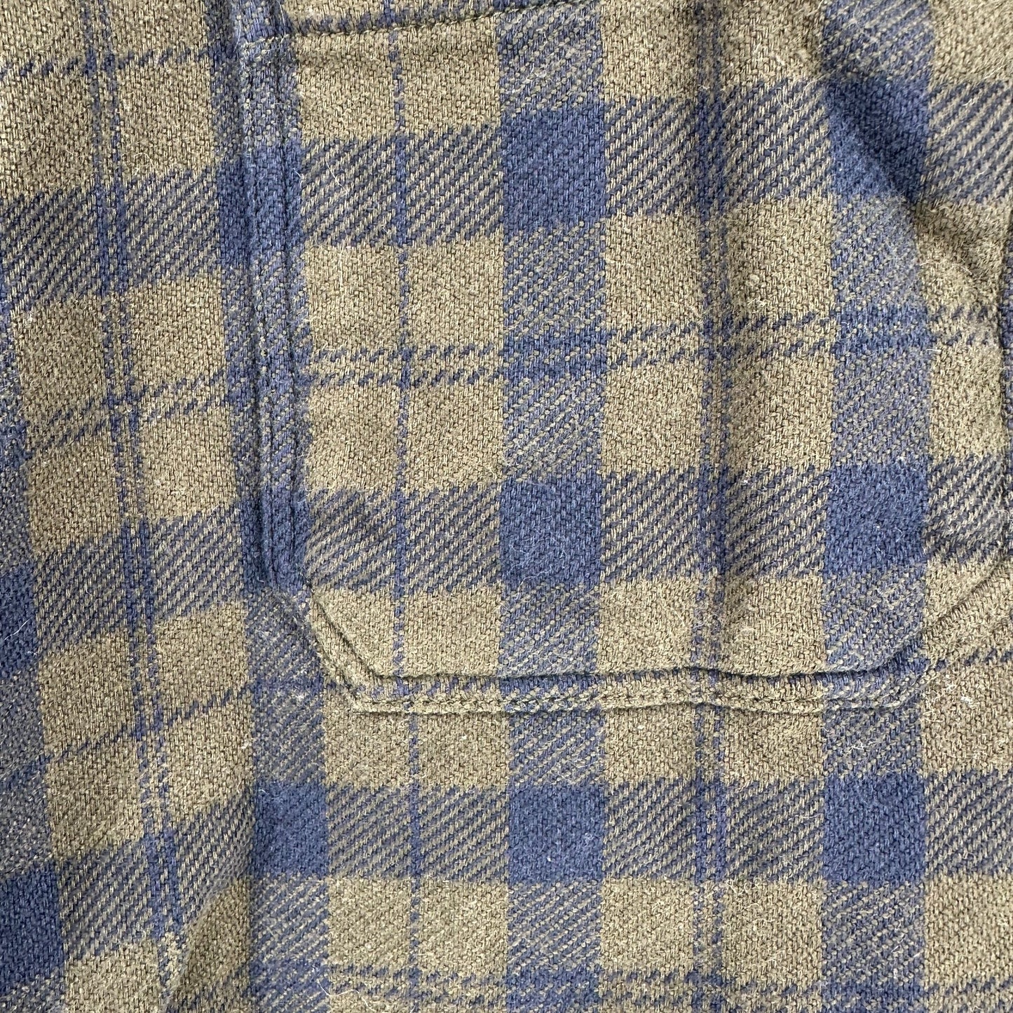 Alesbury Heavy Flannel Shirt Mens XL Reg Olive Navy Plaid Long Sleeve Button-Up