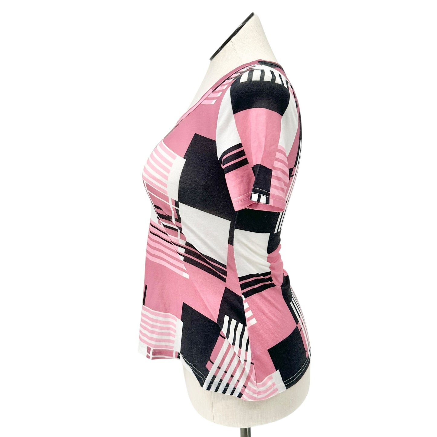 Womens Top Size M Pink Black White Geometric Print V-Neck Short Sleeve Polyester