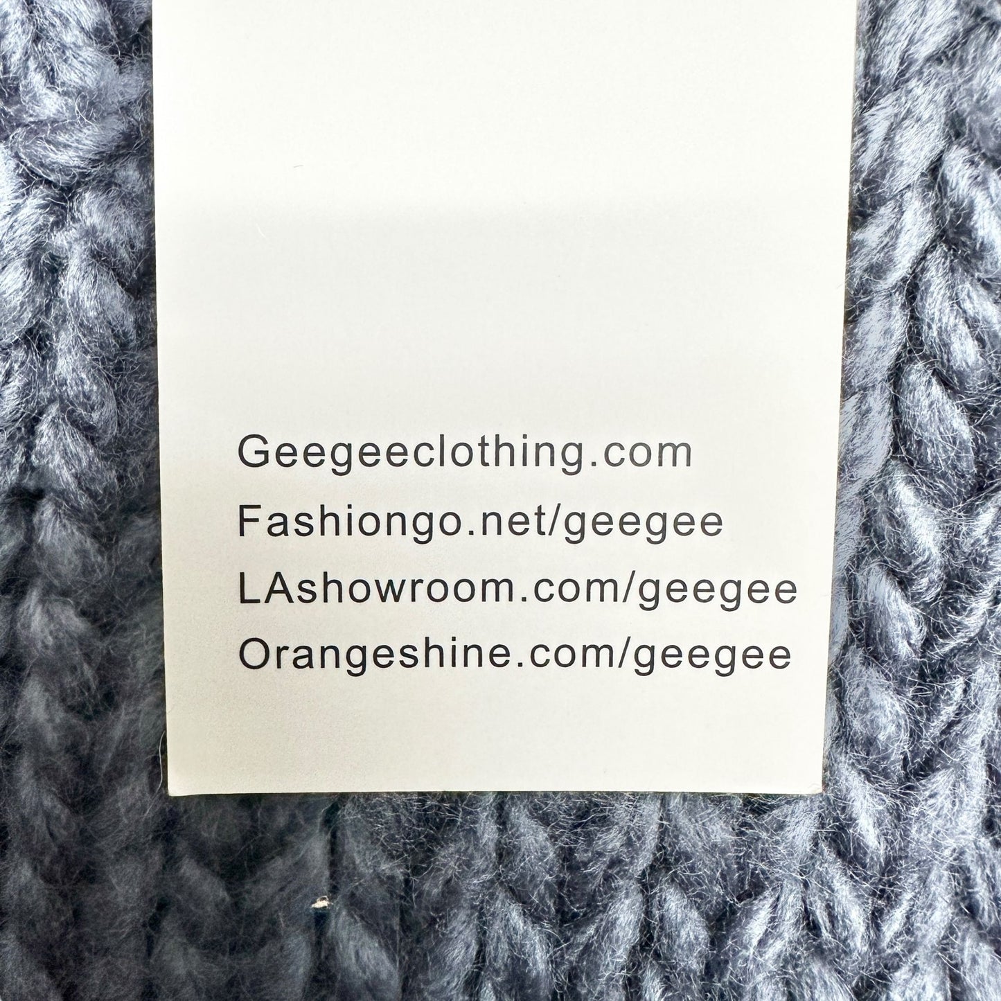 GeeGee Sweater Womens M Oversized Pullover Acrylic Slate Blue and White Knit