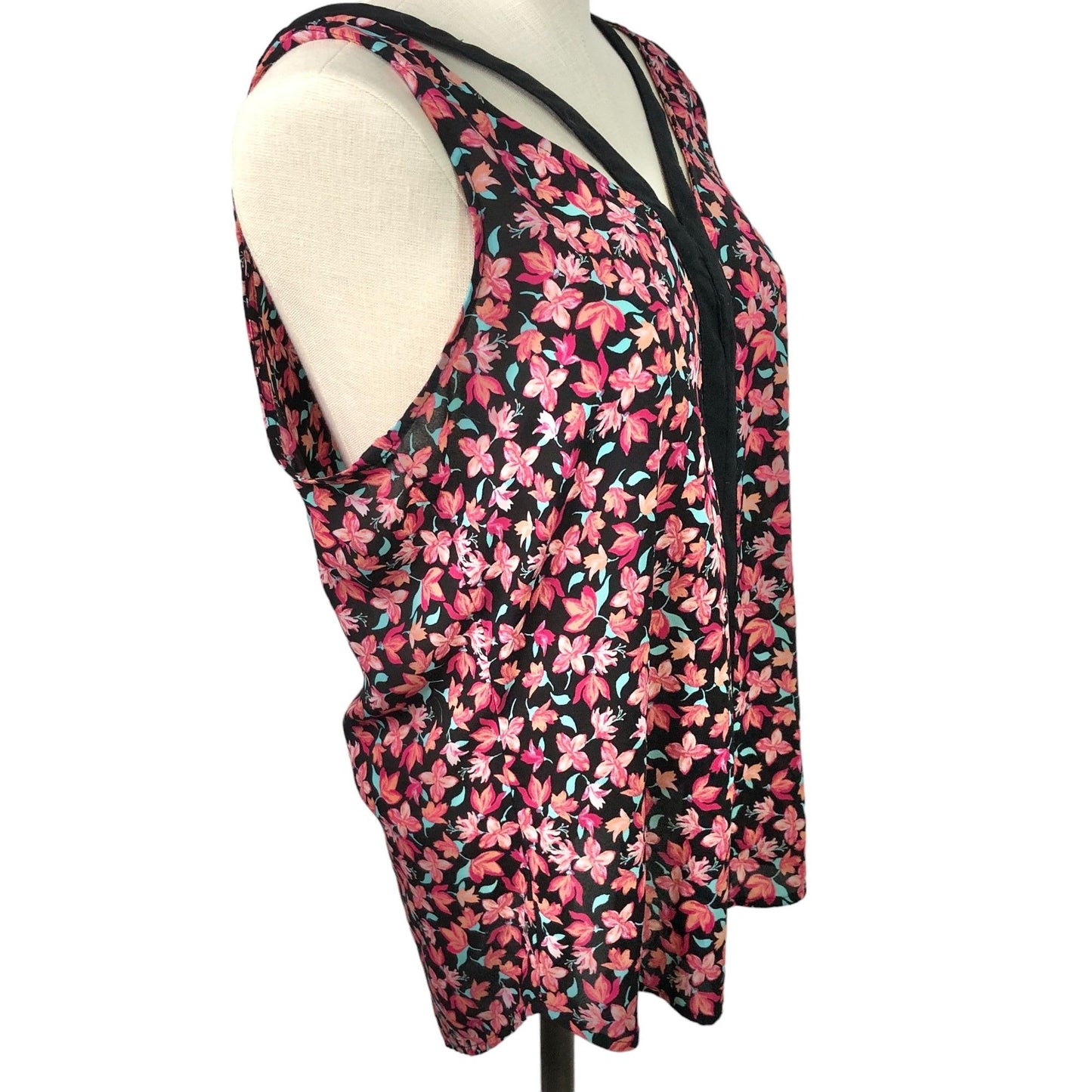 Candie's Cutout Tank Top Women's M Floral Print Sleeveless V-Neck Black Pink