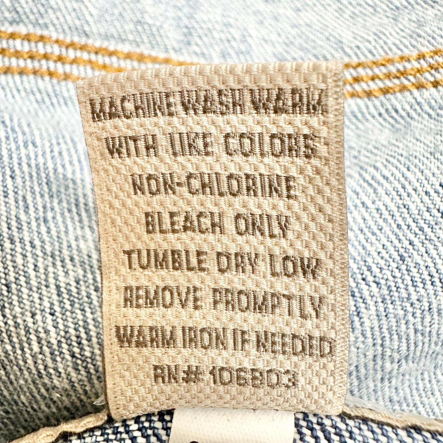 Duluth Trading Co Relaxed Fit Jeans Mens 38x32 Light Blue Cotton Denim Pockets