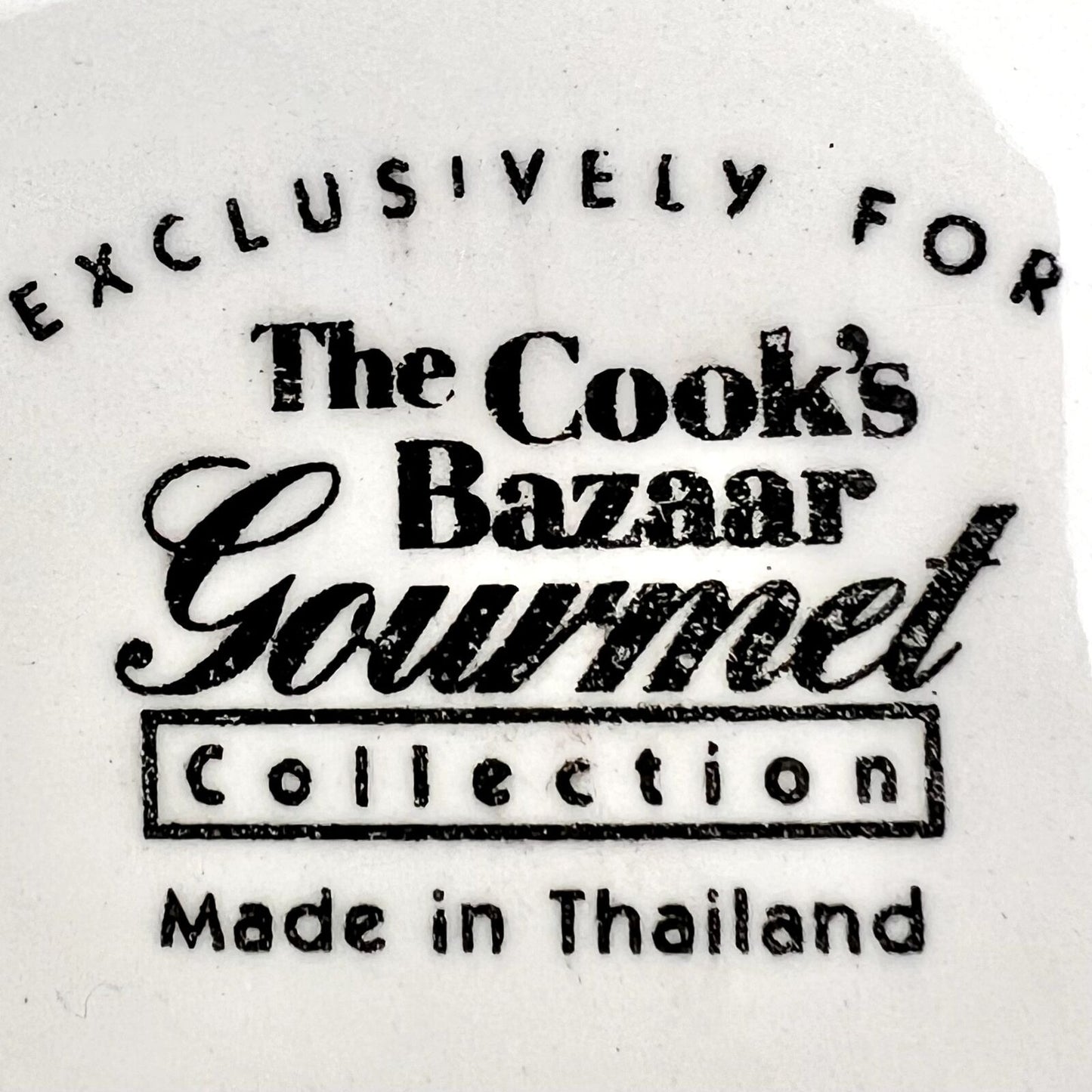The Cook's Bazaar Plate 10 x 9 Ceramic Bell Shaped Winter Scene Christmas