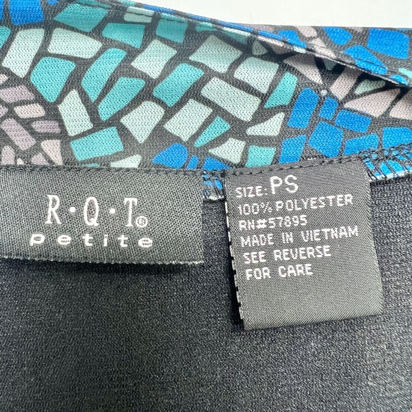 R.Q.T. Petite Top Women's Petite Small Blue Gray Patterned 3/4 Sleeve