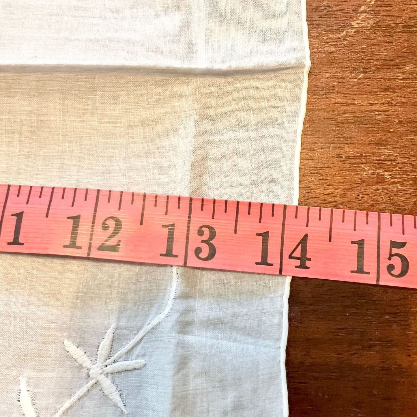 Vintage Linen Handkerchief Womens 14.5 x 14 Ivory Embroidered Flower