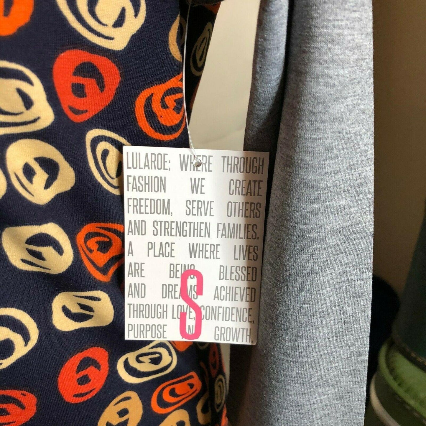 LuLaRoe Randy Baseball Style Tee Size S Black Orange Tan Gray 3/4 sleeves NWT