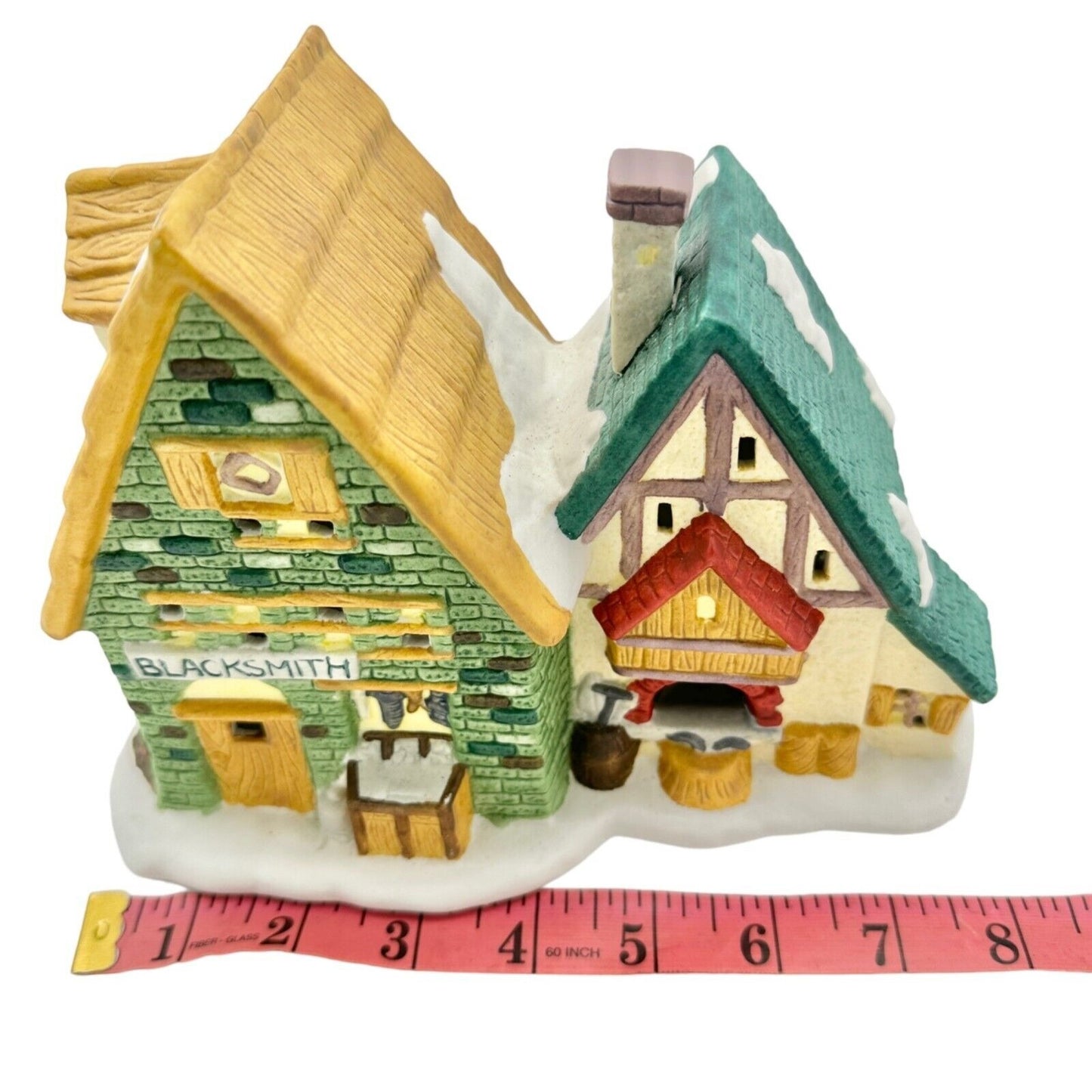 Dickens Collectable Vintage Blacksmith Shop 8 x 4 Blacksmith and Light included