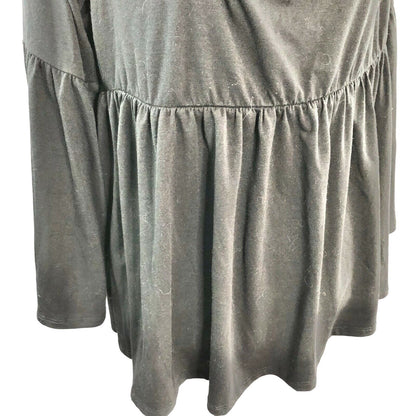 Torrid Black Off Shoulder Bell Knit Top Size 2 Bell Sleeves Elastic Waist