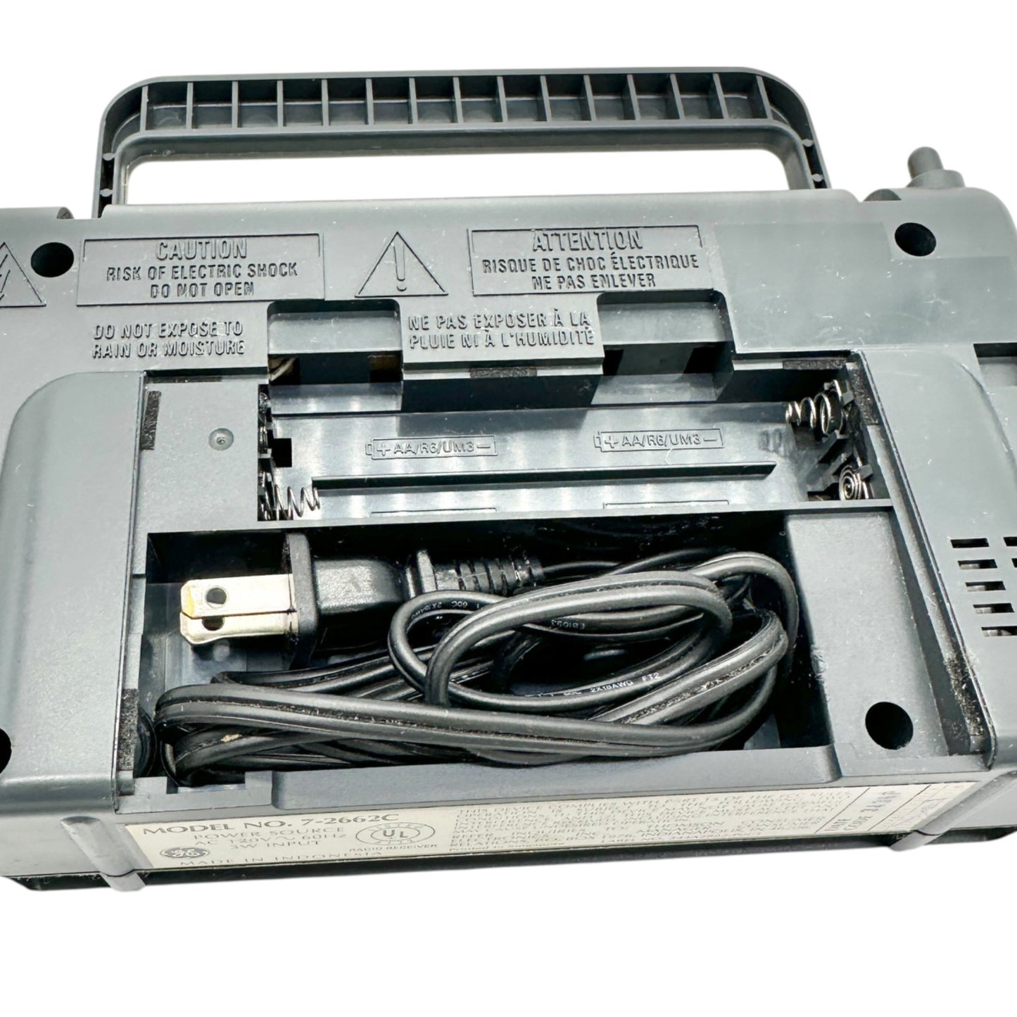 General Electric 72662C FM AM 2 Band Portable Receiver Radio Handle Cord Storage