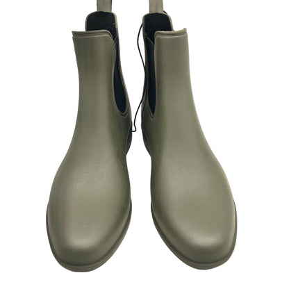 A New Day Chelsea Rain Boots Green Womens 6 Waterproof NEW IN BOX