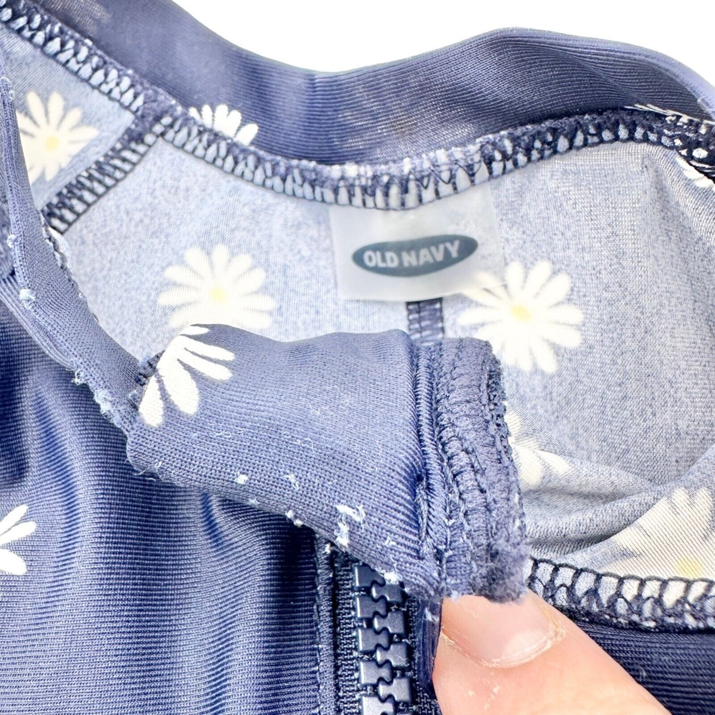 Old Navy 18-24 mos Swimsuit Navy with Daisy Design Full Coverage 3/4 Zip