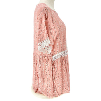 Haptics Blouse Womens M Pink Floral Print Pullover Short Sleeves Lace Details