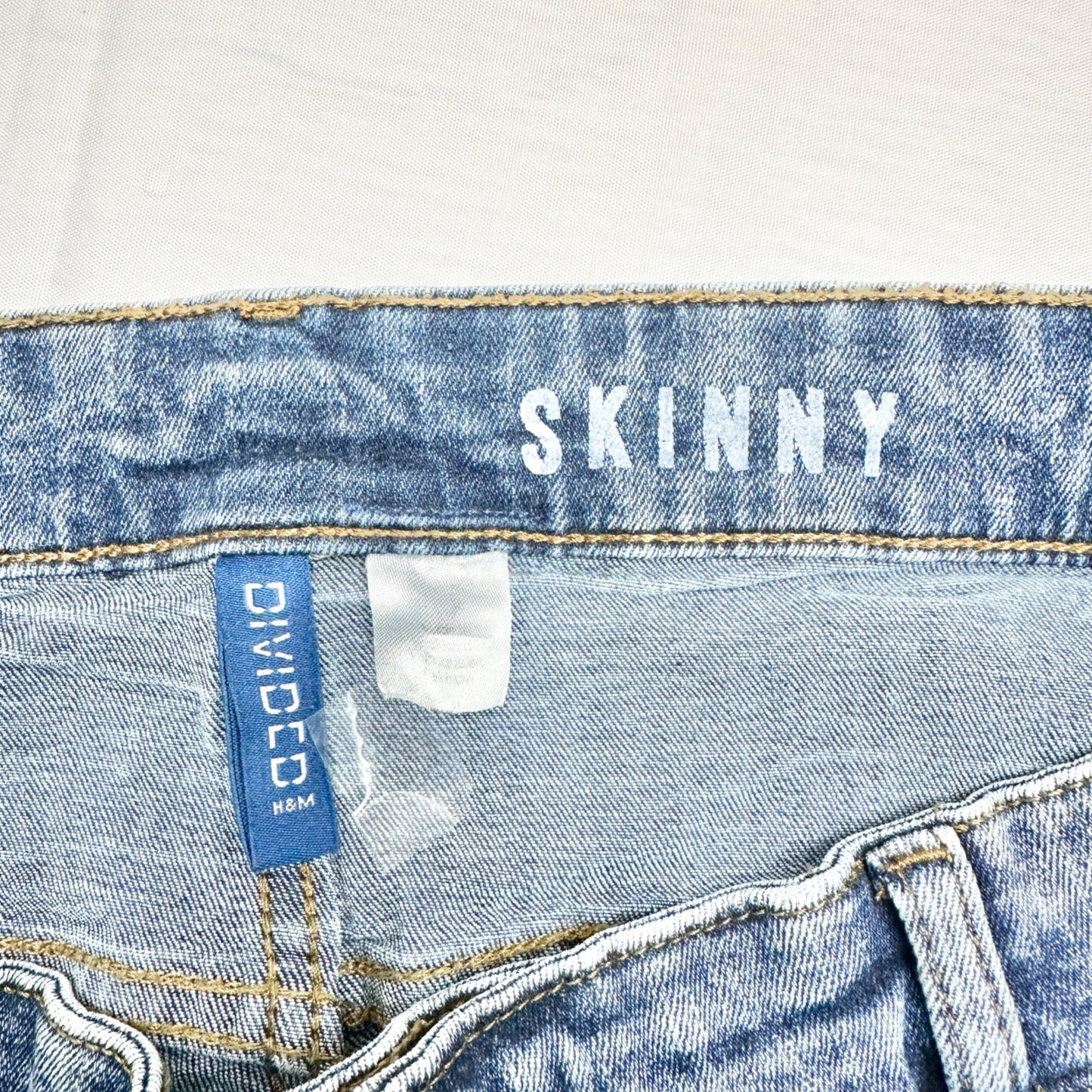 Jeans Mens 34 Skinny Moto Ribbed Knee Detail Distress Lt Wash Denim H&M Divided