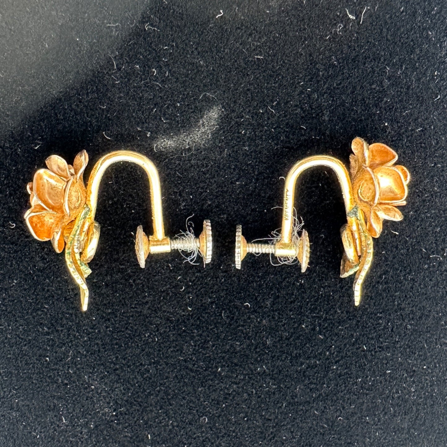 Vintage Gold Tone Rose Brooch and Clip On Earrings Set Floral Elegant Design