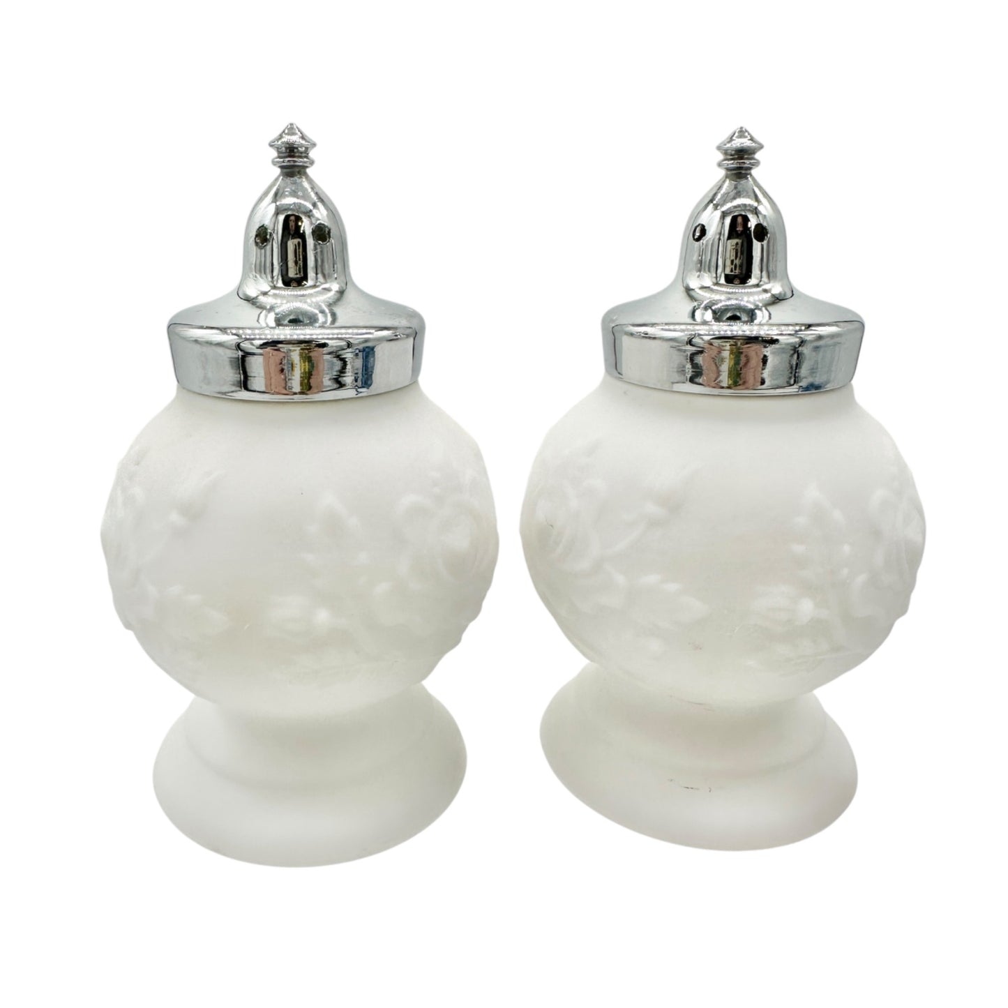 Vtg Imperial Milk Glass Ceramic Salt and Pepper Shaker Set White Silvertone Lid