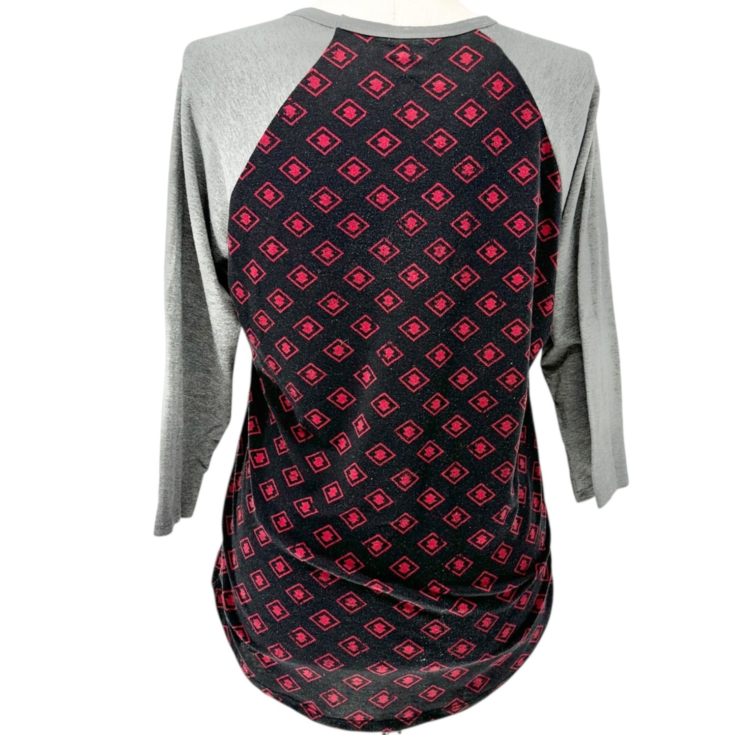 LuLaRoe Randy Top L Black Red Gray Geometric Print 3/4 Sleeve Raglan Stretchy