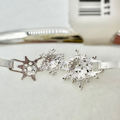 Snowflake Jewelry Set Earrings and Bracelet Icon Collection Silver Tone Winter