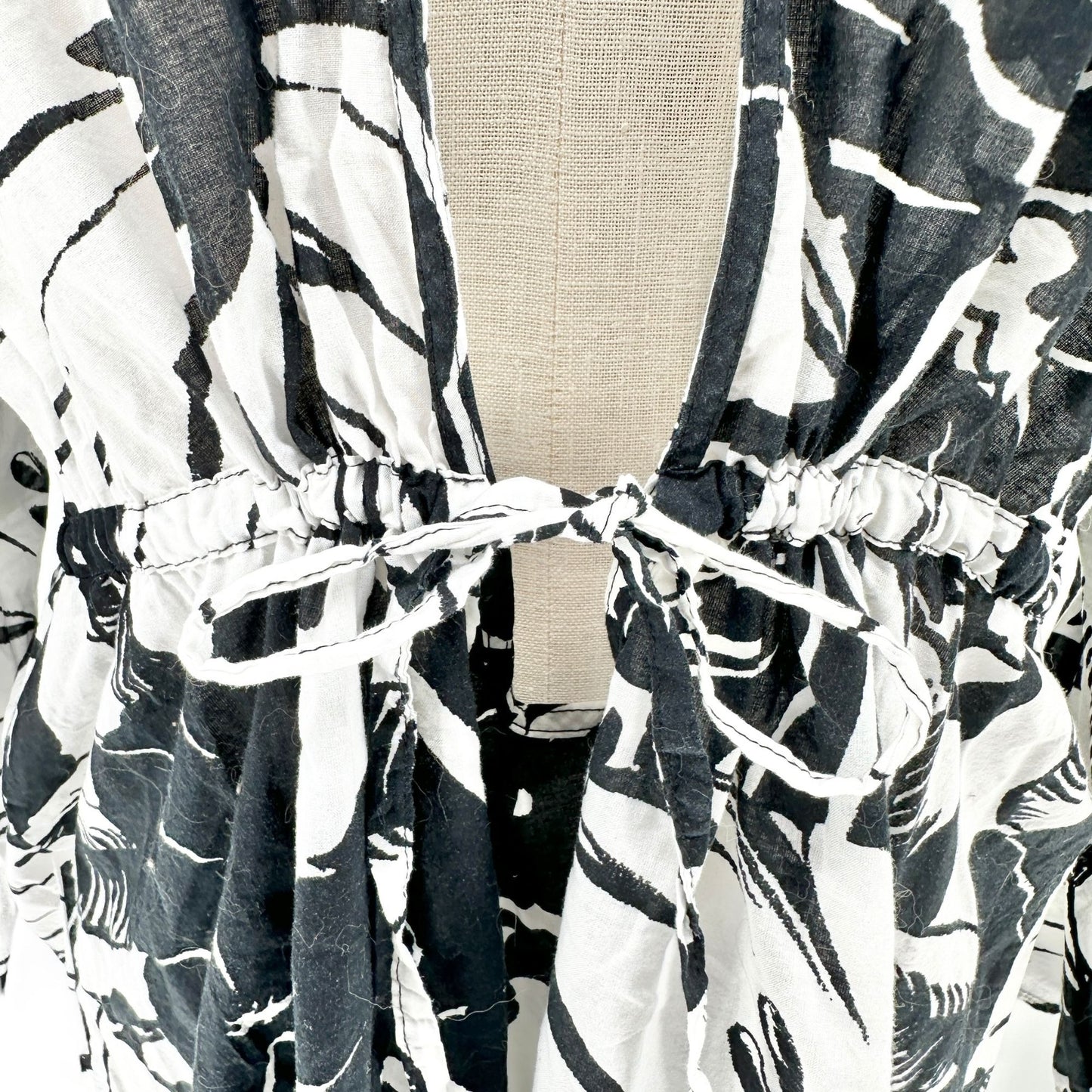 Islander Swim Cover Up Womens 3X Black White Flower Print Lightweight Full Cover