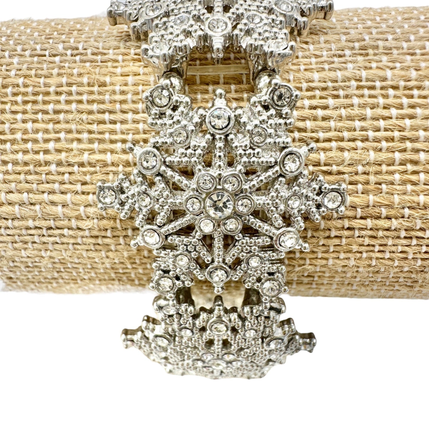 Vintage Inspired Silver Tone Snowflake Stretch Bracelet With Rhinestone Accents