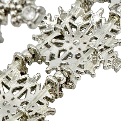 Vintage Inspired Silver Tone Snowflake Stretch Bracelet With Rhinestone Accents