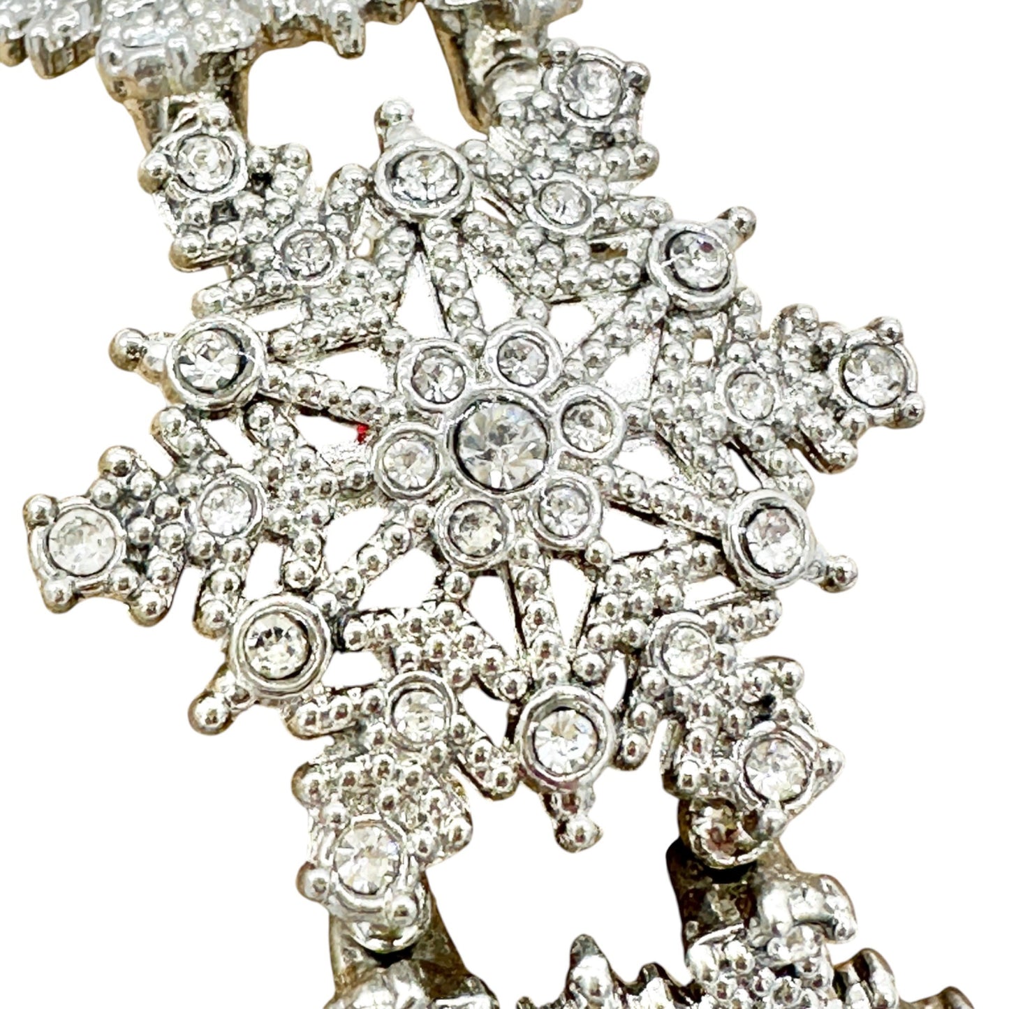 Vintage Inspired Silver Tone Snowflake Stretch Bracelet With Rhinestone Accents