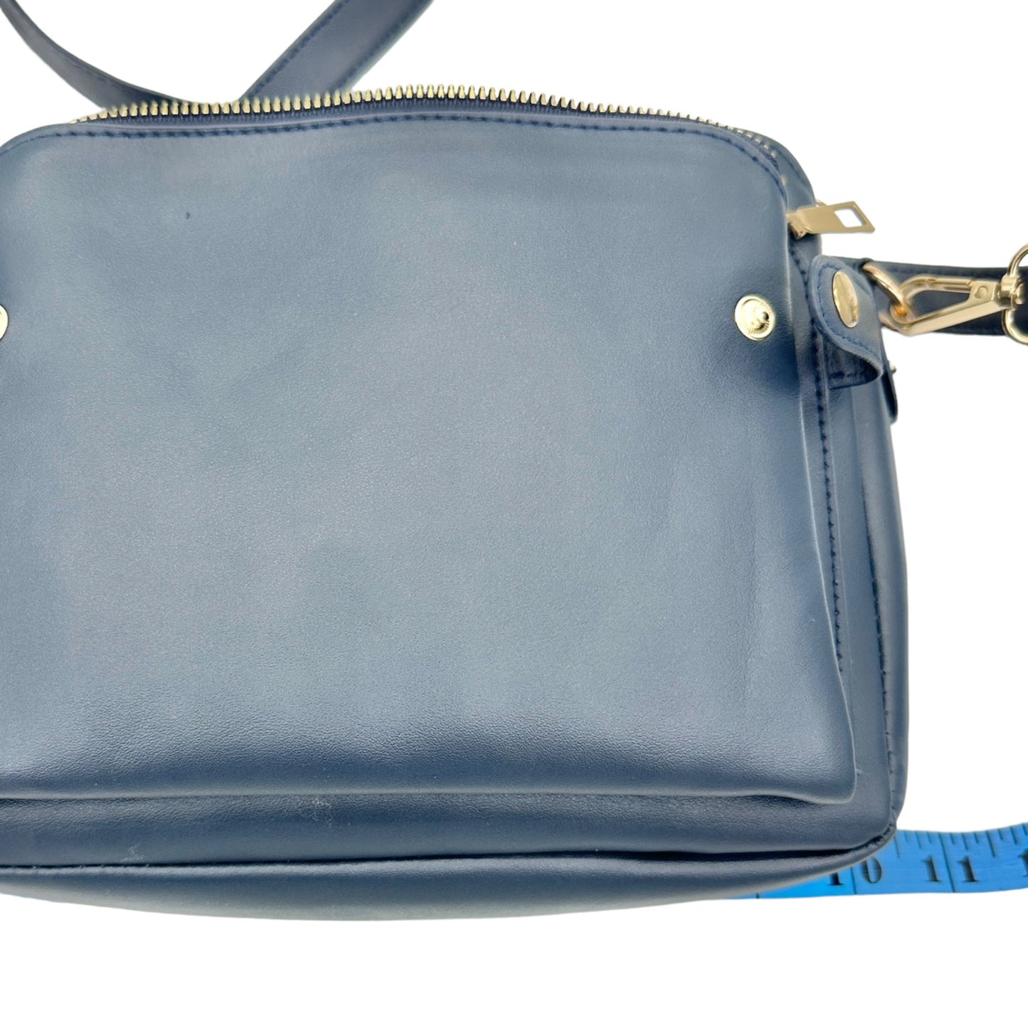 Handbag 10 x 7 x 3.5 Navy Crossbody Adjustable Strap 3 Sections Card Holders EUC