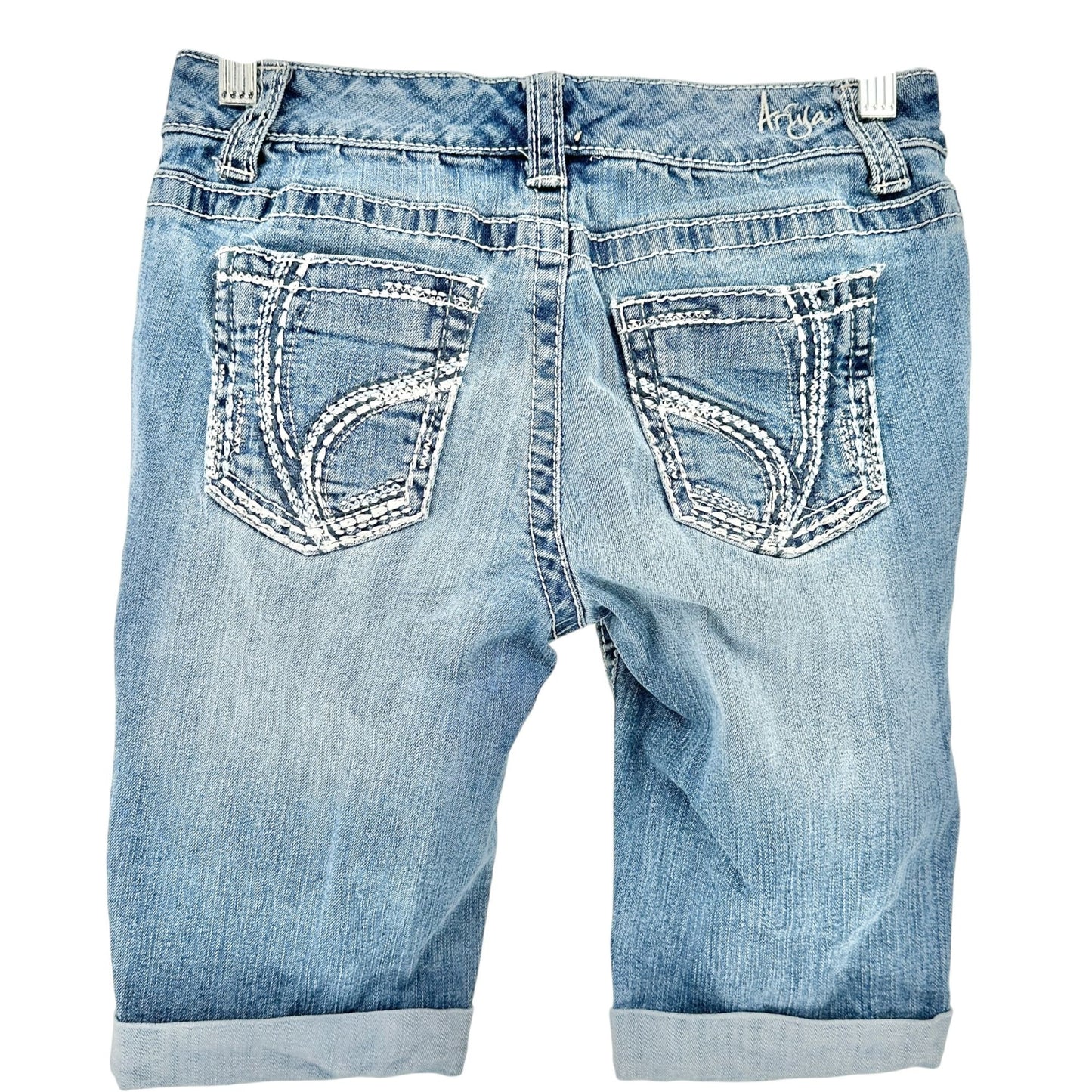 Aria Jeans Womens 5/6 Shorts Distressed Bermuda Denim With Embroidered Pockets