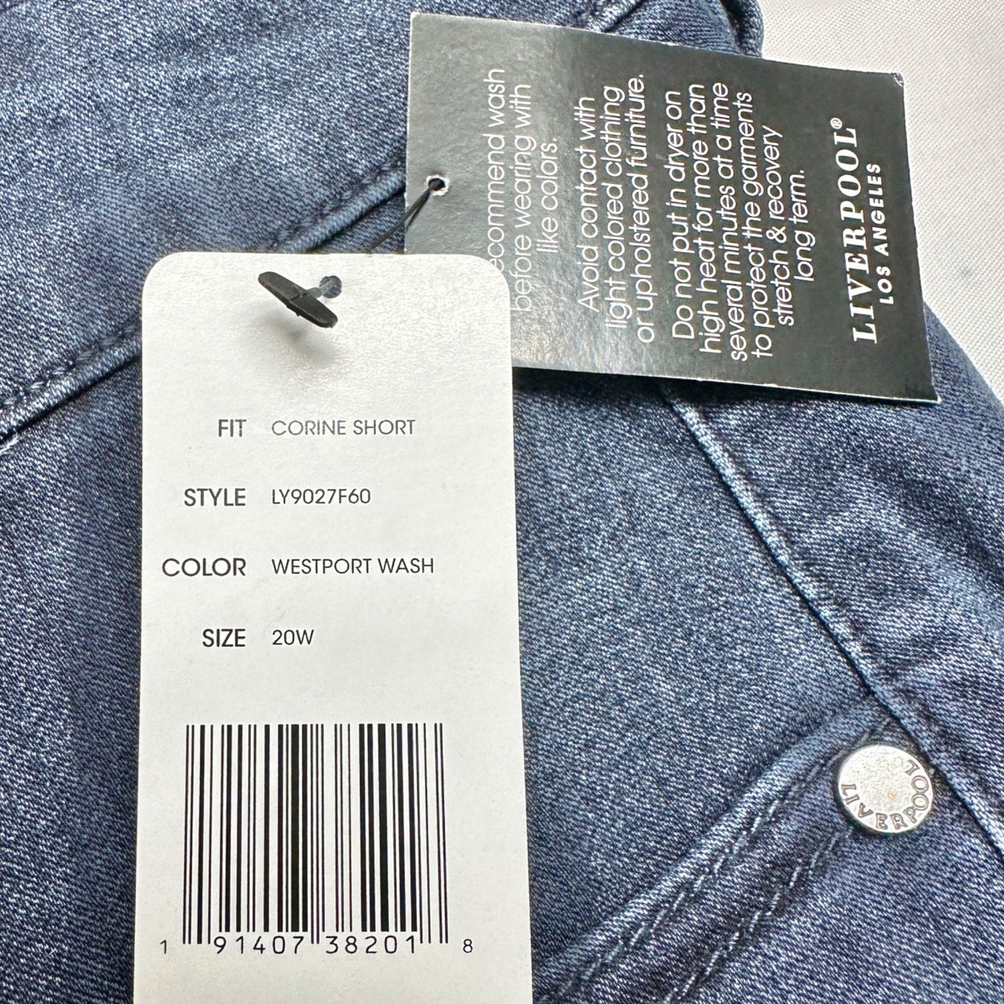 Liverpool Denim Corine Short Womens 20W Westport Wash Stretch Cuffed Hem Pockets
