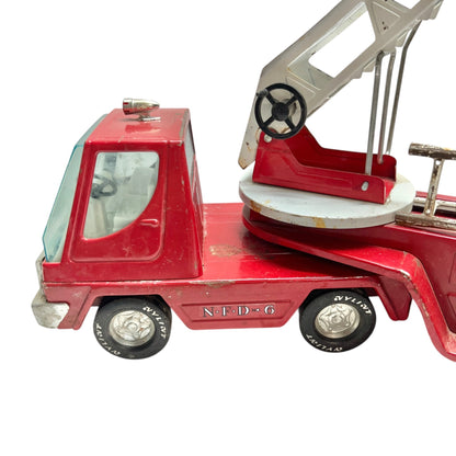 Vintage Nylint Fire Dept 33 Toy Fire Truck Extendable Ladder Metal Collectible