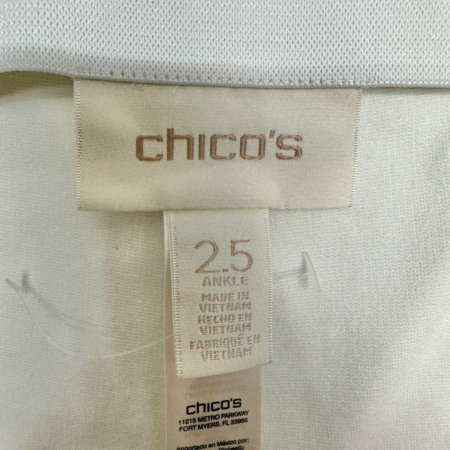 Chicos Size 2.5 Ankle Pants Womens L 14 White Rayon Blend Stretch Comfort Fit