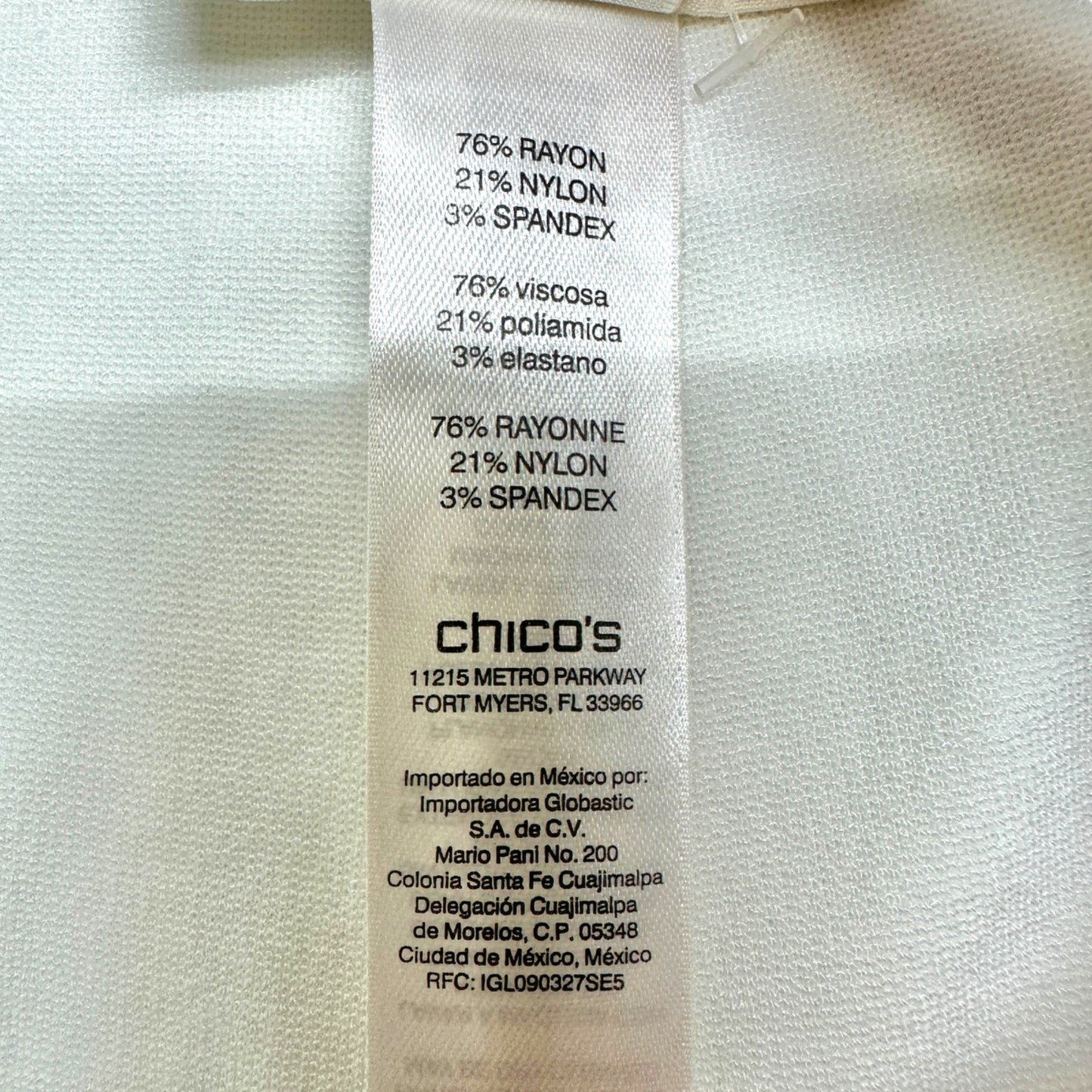 Chicos Size 2.5 Ankle Pants Womens L 14 White Rayon Blend Stretch Comfort Fit