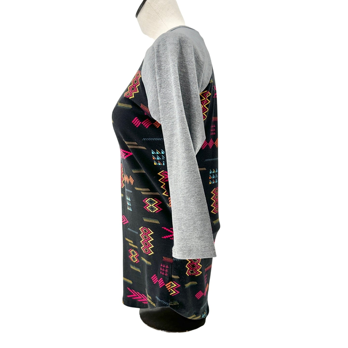 Lularoe Randy Top XS Black and Gray Geometric Print Raglan 3/4 Sleeve Tunic