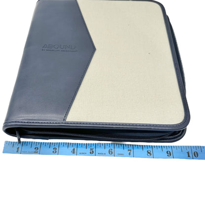 Abound By Marriott Vacations Navy Cream Travel Organizer Binder Zipper Closure