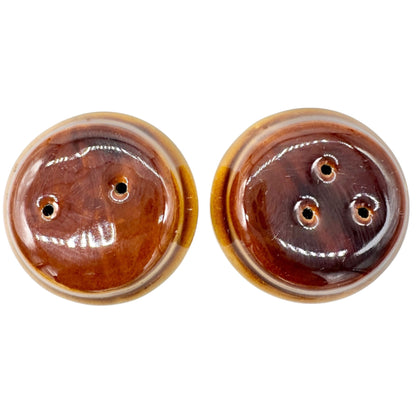 Williamsburg Virginia Ceramic Salt and Pepper Shakers Governors Palace Design