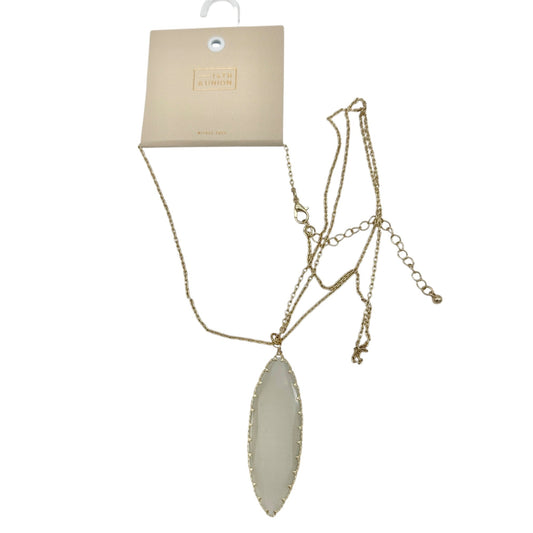 Necklace Oval Pendant 30in Chain Nickel-Free Jewelry Gold-Tone by 14th & Union