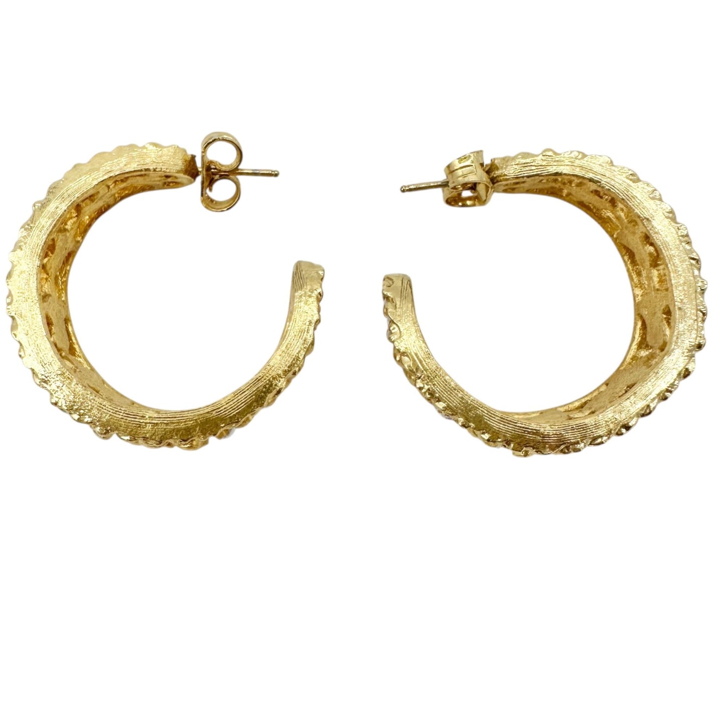 Vintage Gold-Tone Filigree Hoop Earrings With White Floral Accents 1 inch Dia