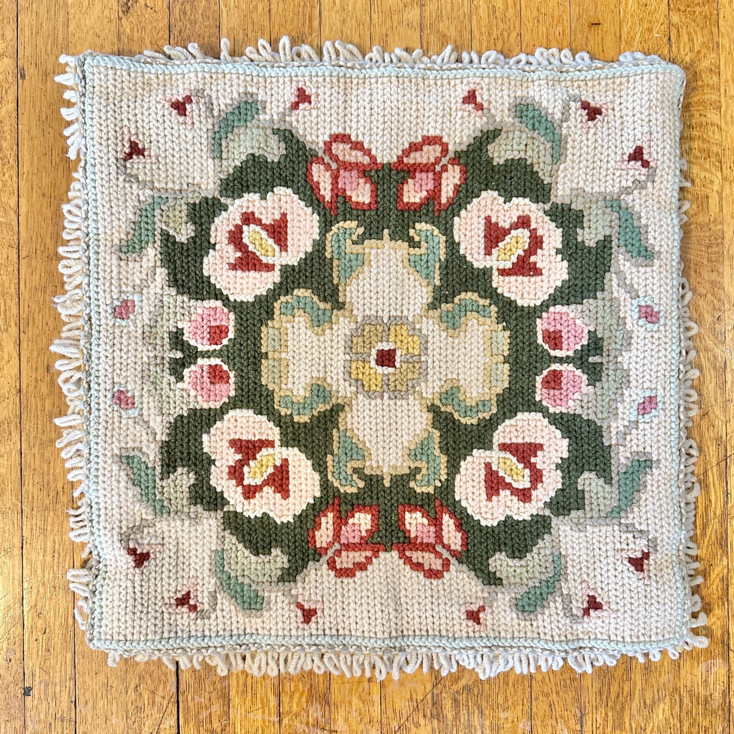 Handmade Portuguese Needlepoint Pillow Covers Set of 4 Wool Burlap Fringe 17x17