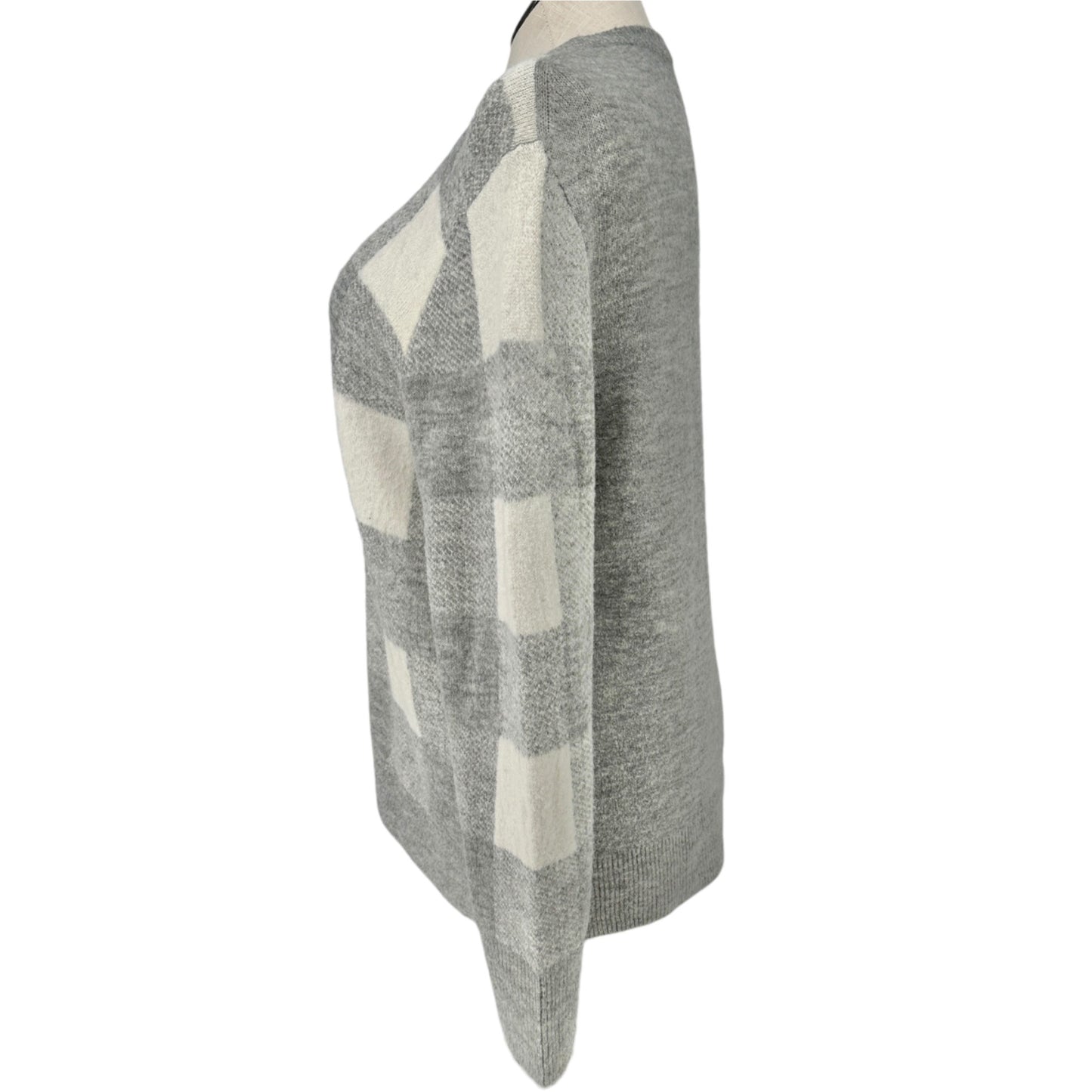 Old Navy Sweater Womens XL Gray White Plaid LS Super Soft Acrylic/Nylon Blend