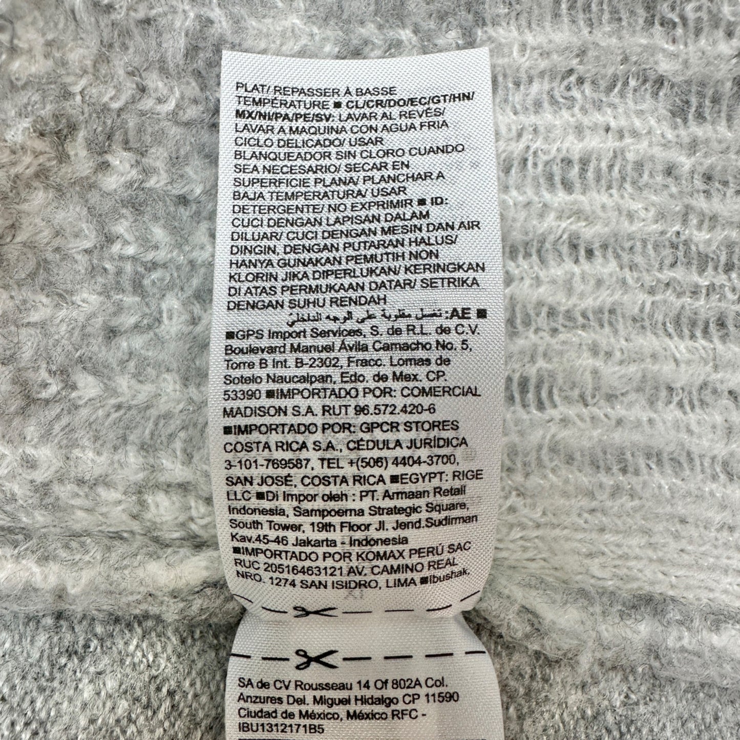 Old Navy Sweater Womens XL Gray White Plaid LS Super Soft Acrylic/Nylon Blend