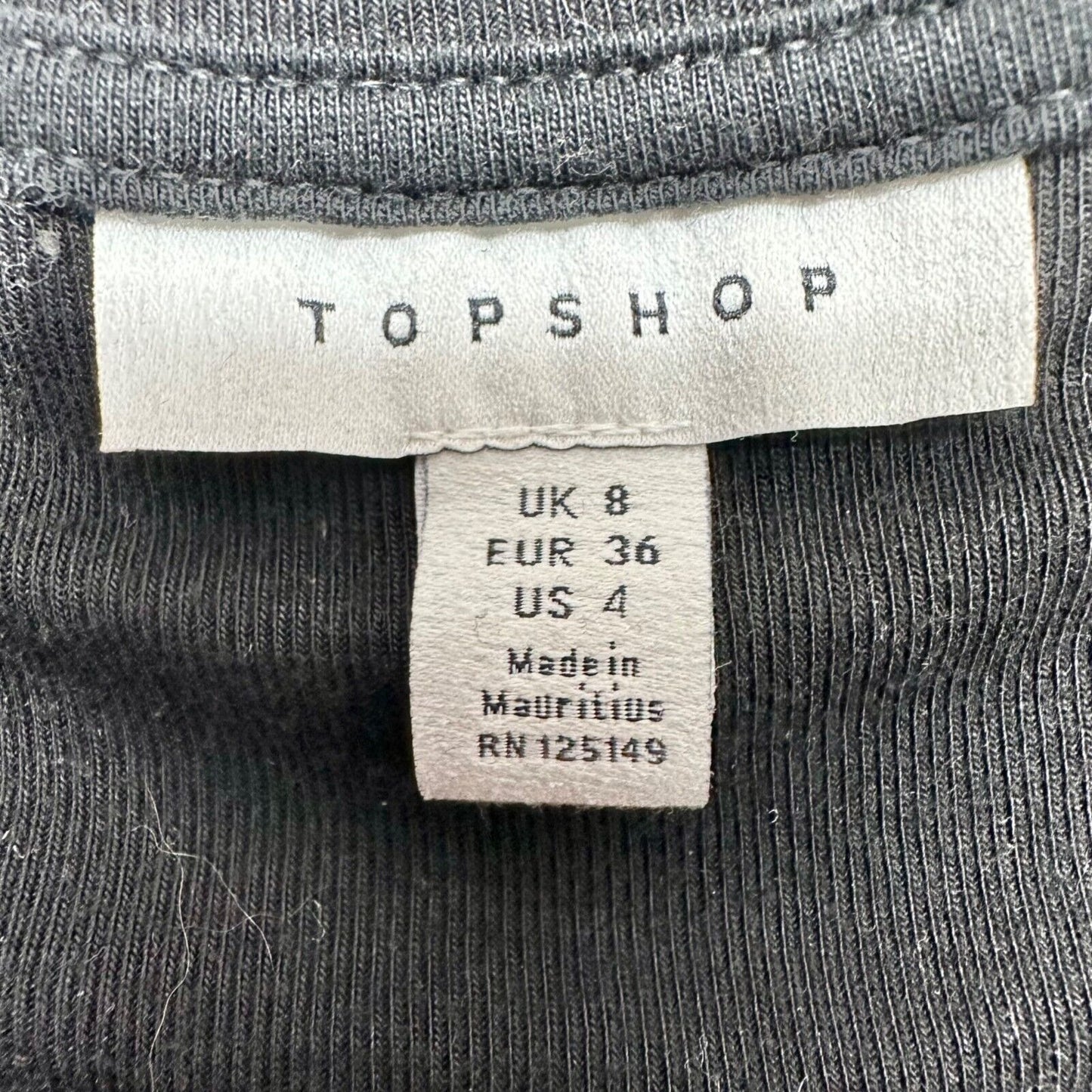 TopShop T-shirt Women's 4 Black Short Sleeve Scoop Neck Length 24