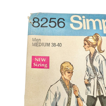 Simplicity Jiffy Pattern 8256 Mens Robe Medium 38-40 Pattern has been cut
