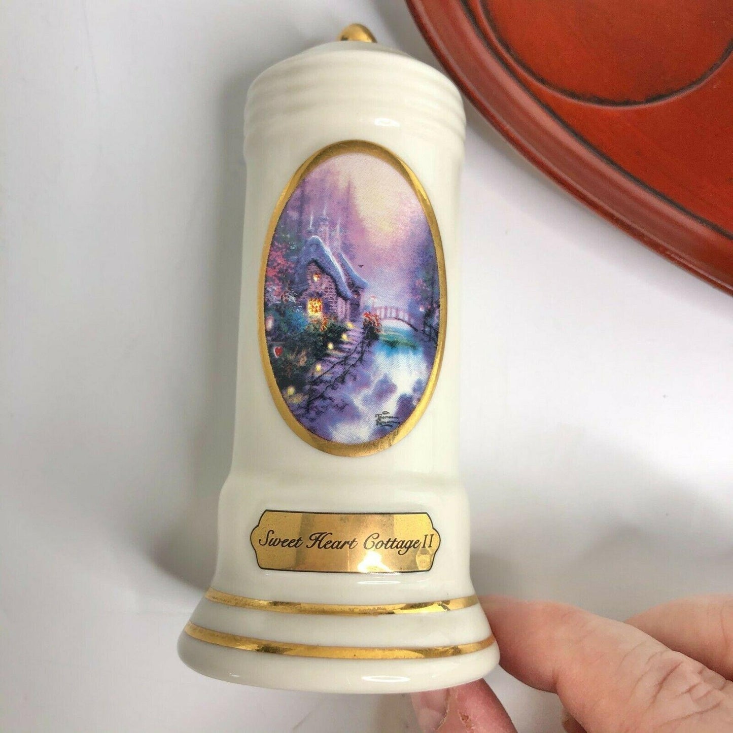 Thomas Kinkade 2005 Salt & Pepper Set w/ Stand Home and Heart Collection EUC