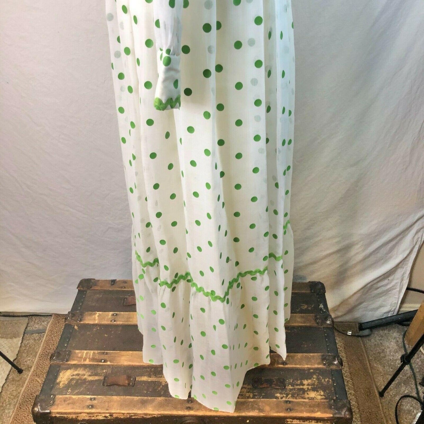 Vintage 1960s White w/ Green Polka Dots High Collar Long Sleeve Gown Bridesmaid