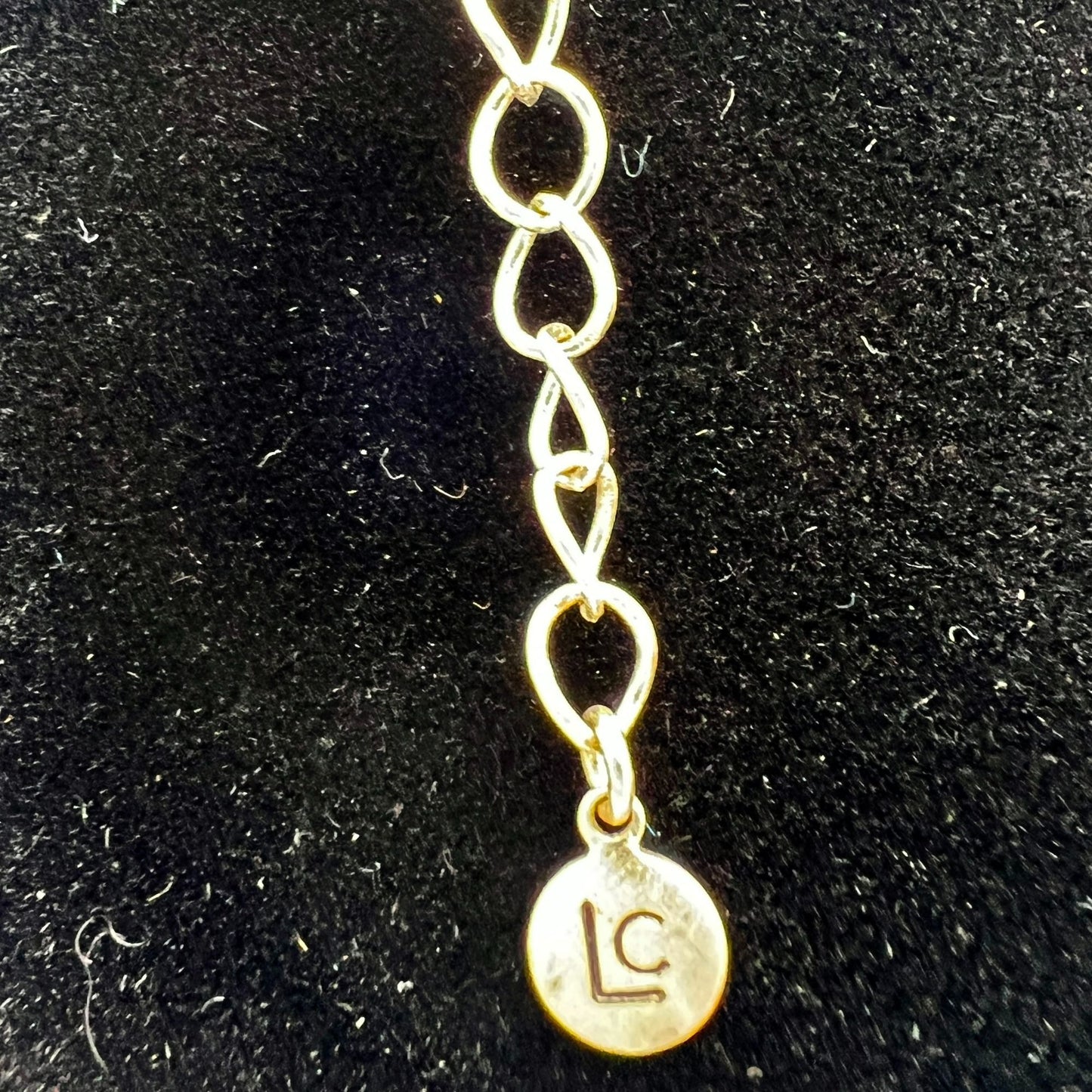 Liz Claiborne Necklace Womens 16 in Silvertone Multistrand Beads 2.5 in Extender