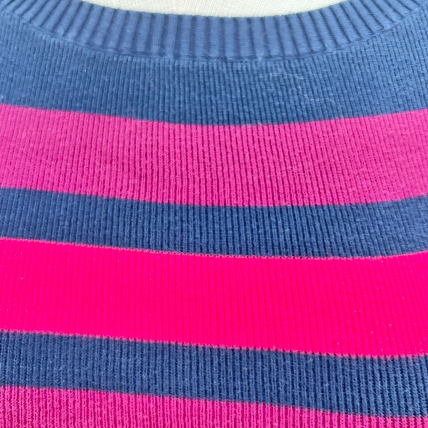 Tommy Hilfiger Pullover Sweater Small Blue Reds Stripe Long Sleeves