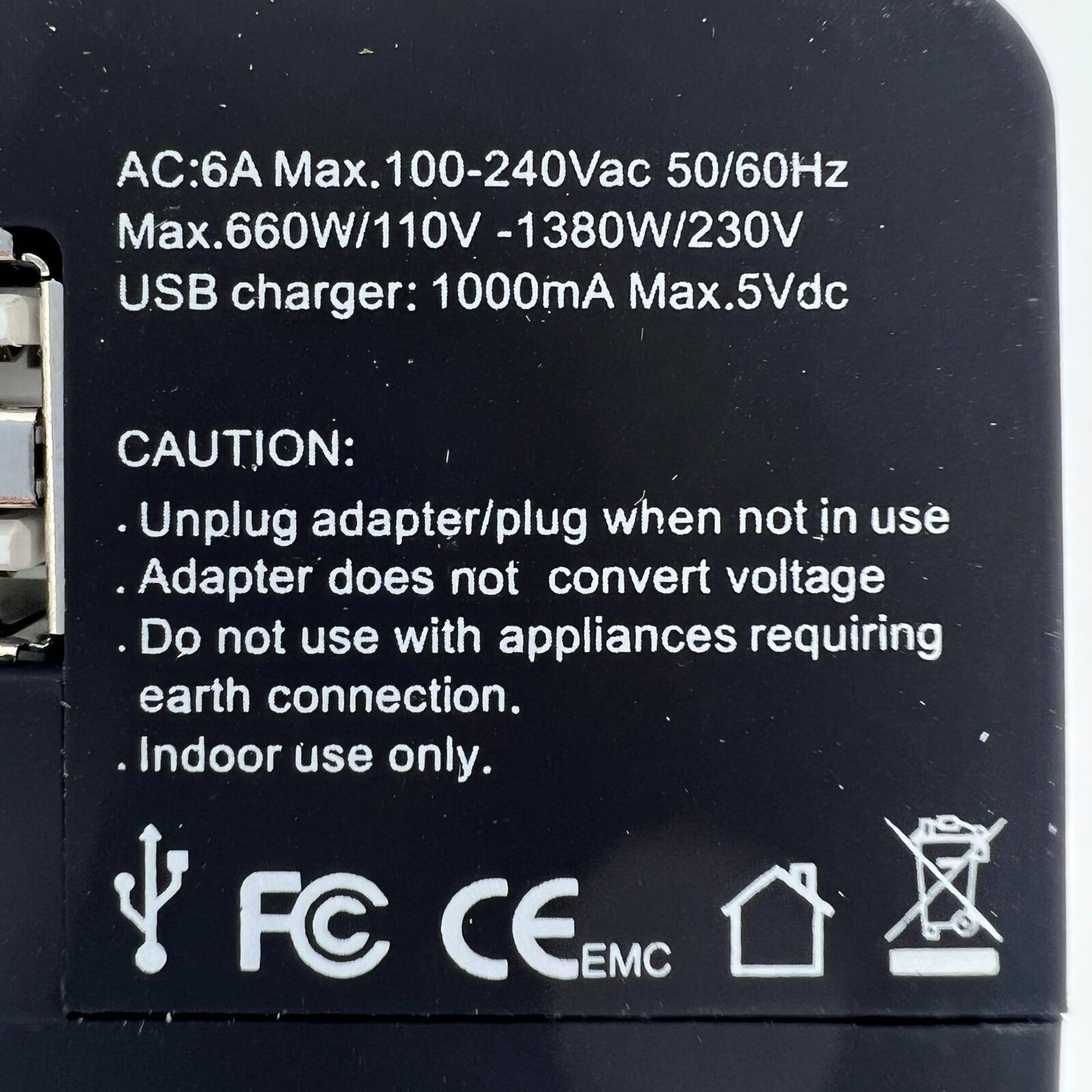 Travel Adapter with Dual USB Charger Black Supports USA Australia UK Europe NIB
