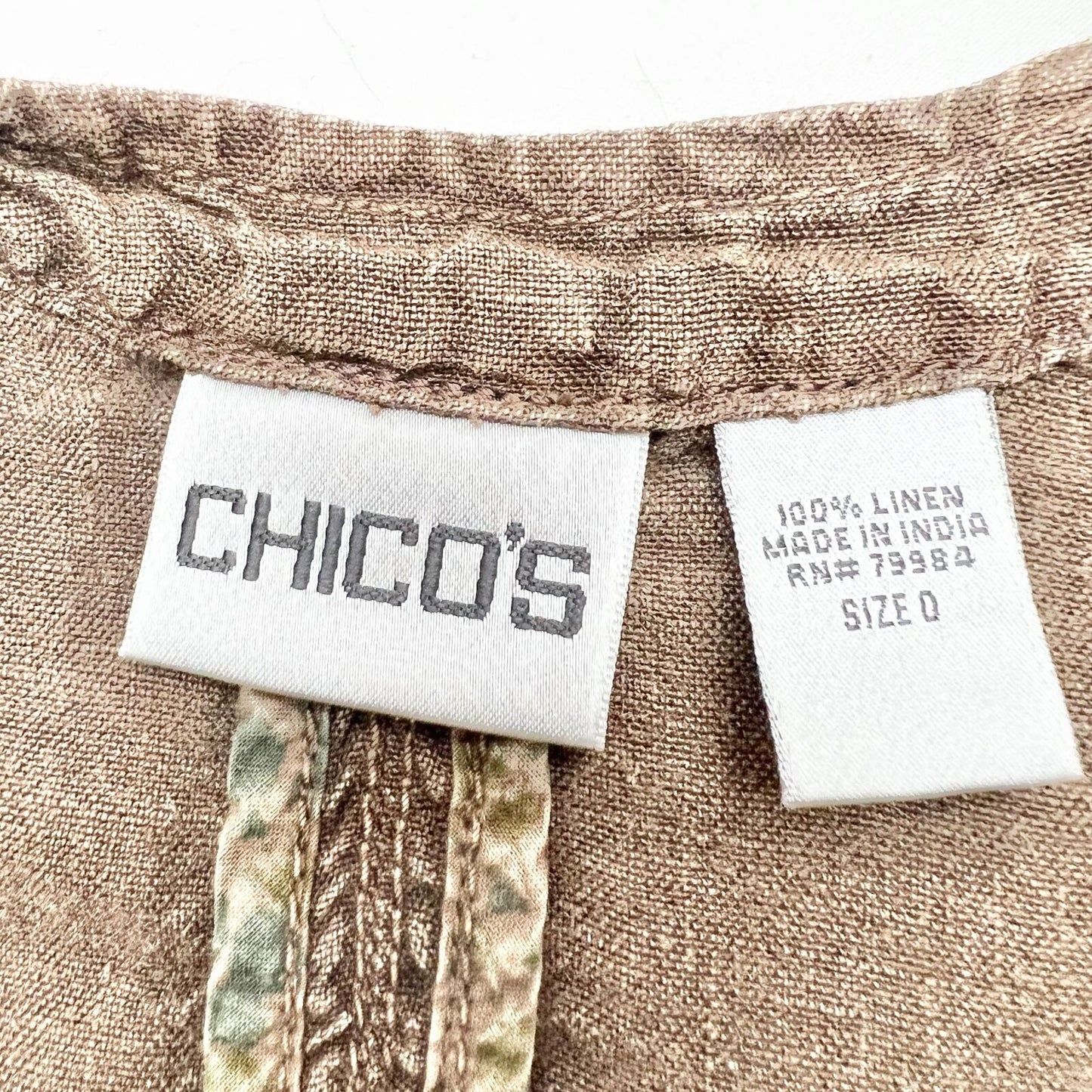 Chicos Top Womens Size 0 Brown 3/4 Sleeve Button Up Slit Pockets