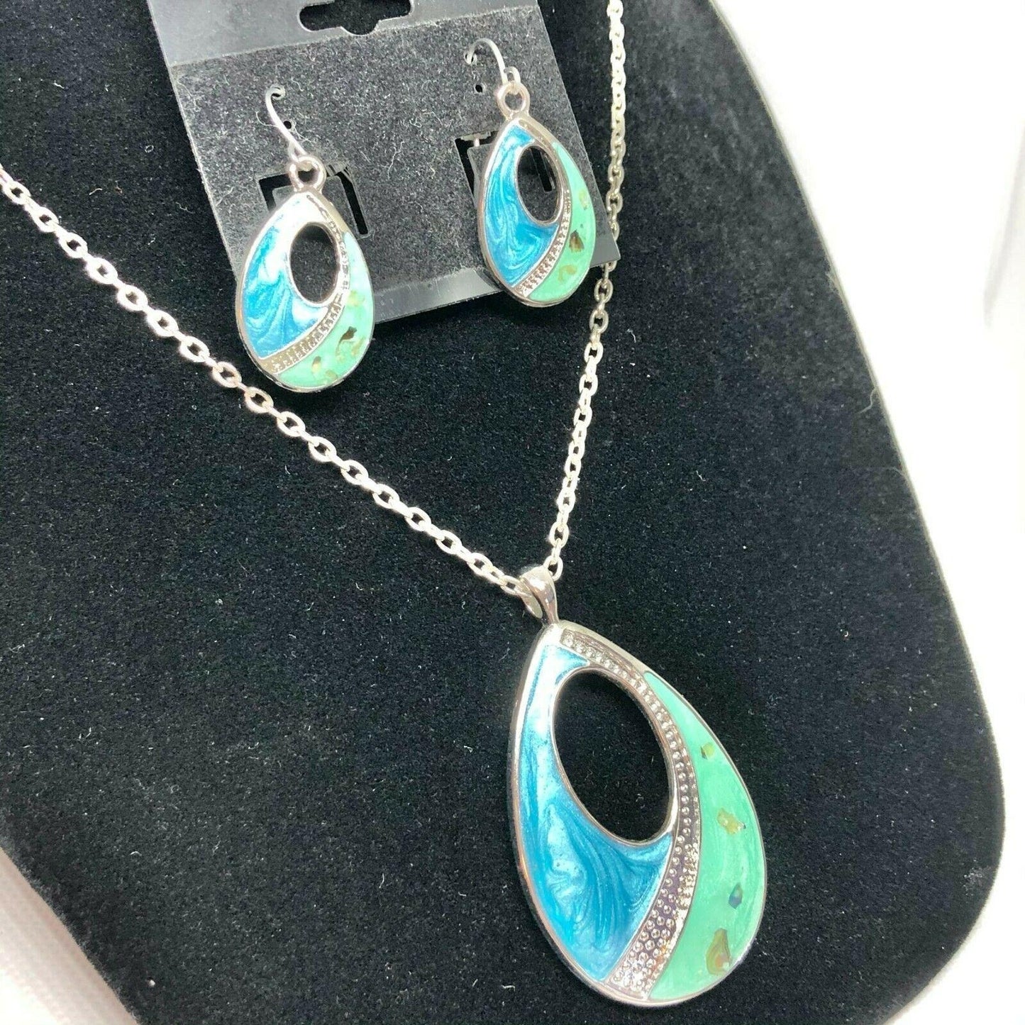 Teardrop Necklace and Earring Set Blue and Green Swirl Cutout NEW